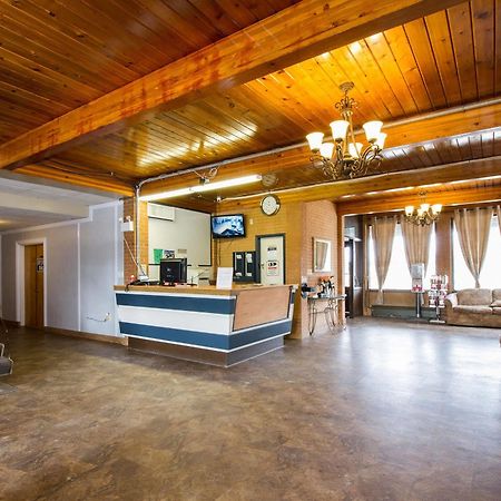 Lagana Hotel Lanigan ภายนอก รูปภาพ